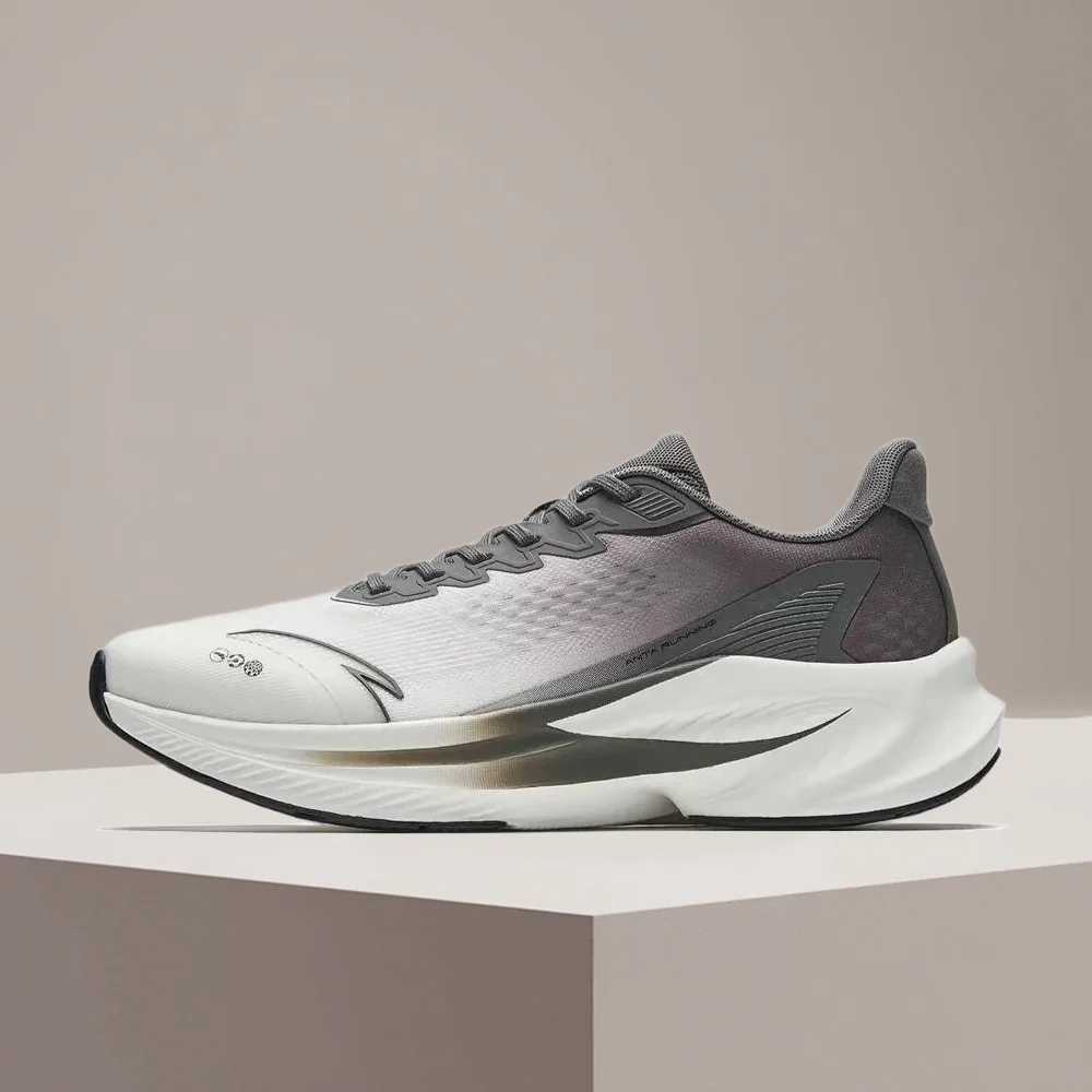 Anta Venom 6 Men's Running Shoes—Comfortable, Cushioned, Lightweight, Non-Slip, Stylish and Versatile—White/Gray 912625516-5
Anta Venom 6 Men's Running Shoes—Comfortable, Cushioned, Lightweight, Non-Slip, Stylish and Versatile—White/Gray 912625516-5