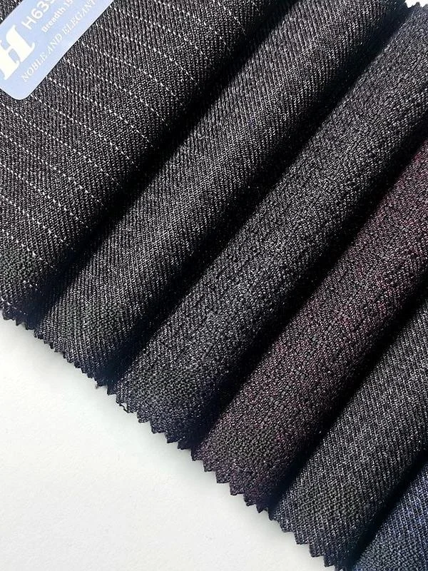 Плотная немнущаяся ткань в темно-сине-серую клетку для осенне-зимних костюмов: пиджаков, брюк, юбок, жилетов, а также для домашних поролоновых подушек и поделок своими руками
Плотная немнущаяся ткань в темно-сине-серую клетку для осенне-зимних костюмов: пиджаков, брюк, юбок, жилетов, а также для домашних поролоновых подушек и поделок своими руками