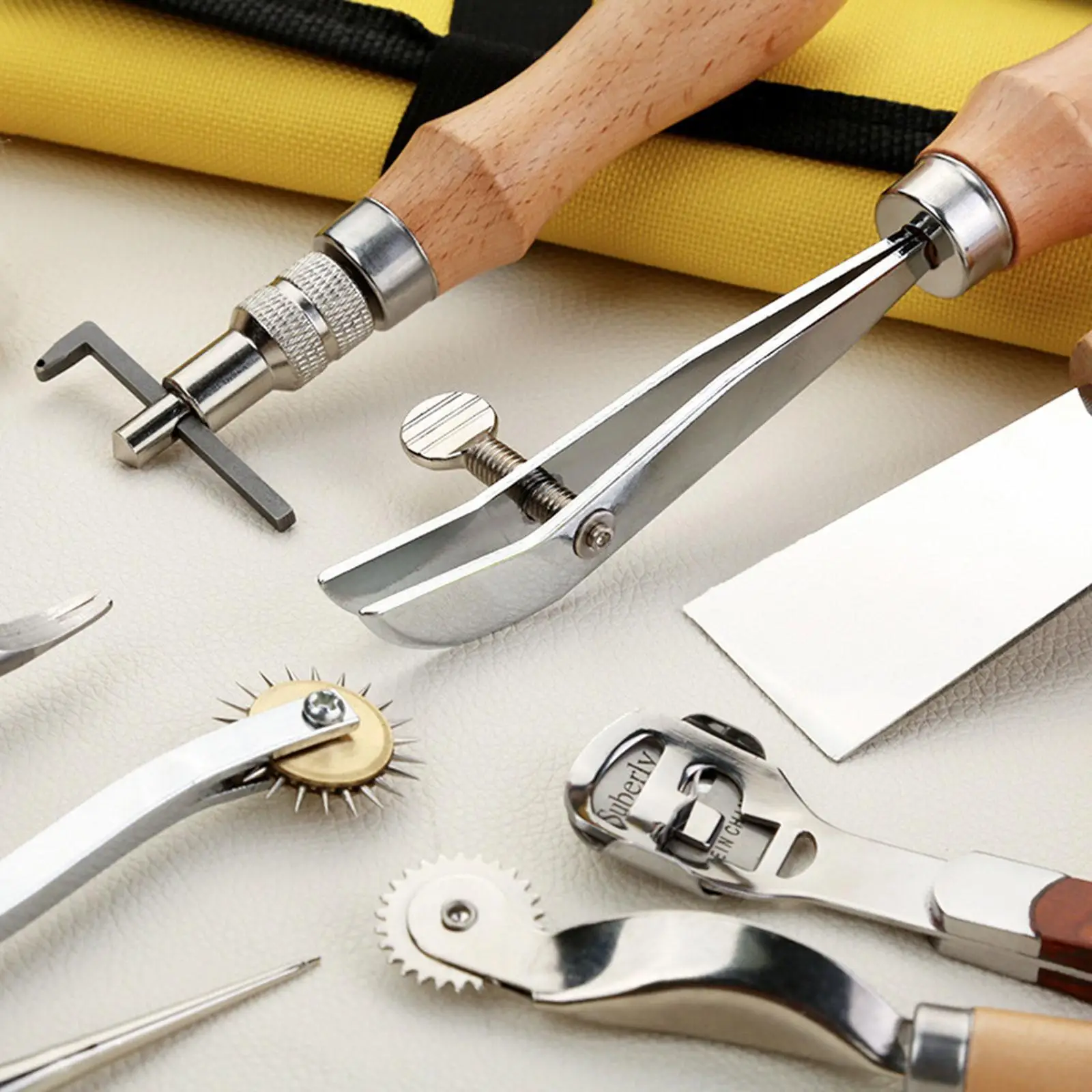 29 Pieces PU Leather Working Tools Kit with Storage Bag DIY Sewing for Beginners Cutting Artwork Carving PU Leather Crafting
29 Pieces PU Leather Working Tools Kit with Storage Bag DIY Sewing for Beginners Cutting Artwork Carving PU Leather Crafting