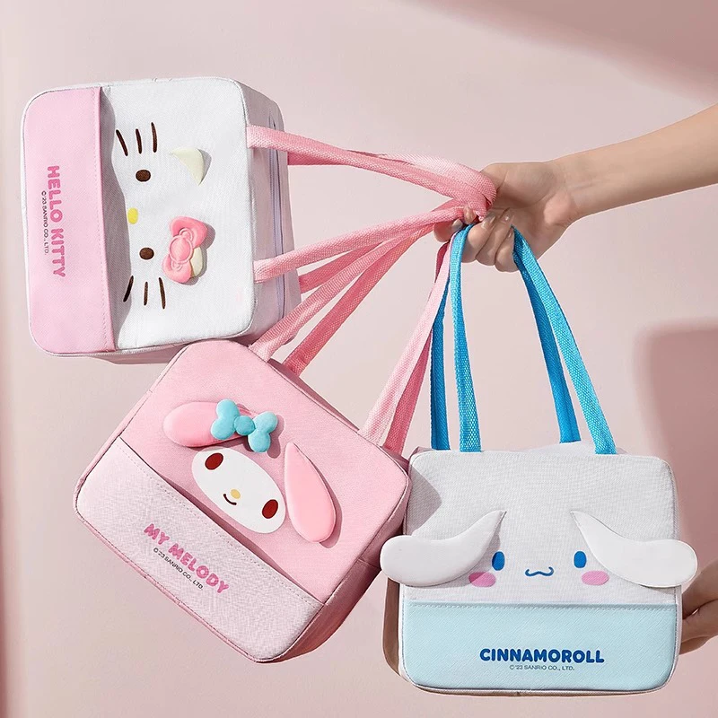 Sanrio Hello Kitty lunch box tote bag Cartoon Cute Bento Bag with Rice Thickened Special Office Worker Square Insulated Bag Gift
Sanrio Hello Kitty lunch box tote bag Cartoon Cute Bento Bag with Rice Thickened Special Office Worker Square Insulated Bag Gift
