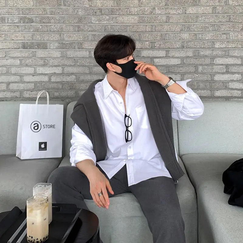 Korean Version Blue Shirts for Men 2024 Spring New Fashion Lapel Button Long Sleeve Loose High-end Solid Color Men's Shirt
Korean Version Blue Shirts for Men 2024 Spring New Fashion Lapel Button Long Sleeve Loose High-end Solid Color Men's Shirt