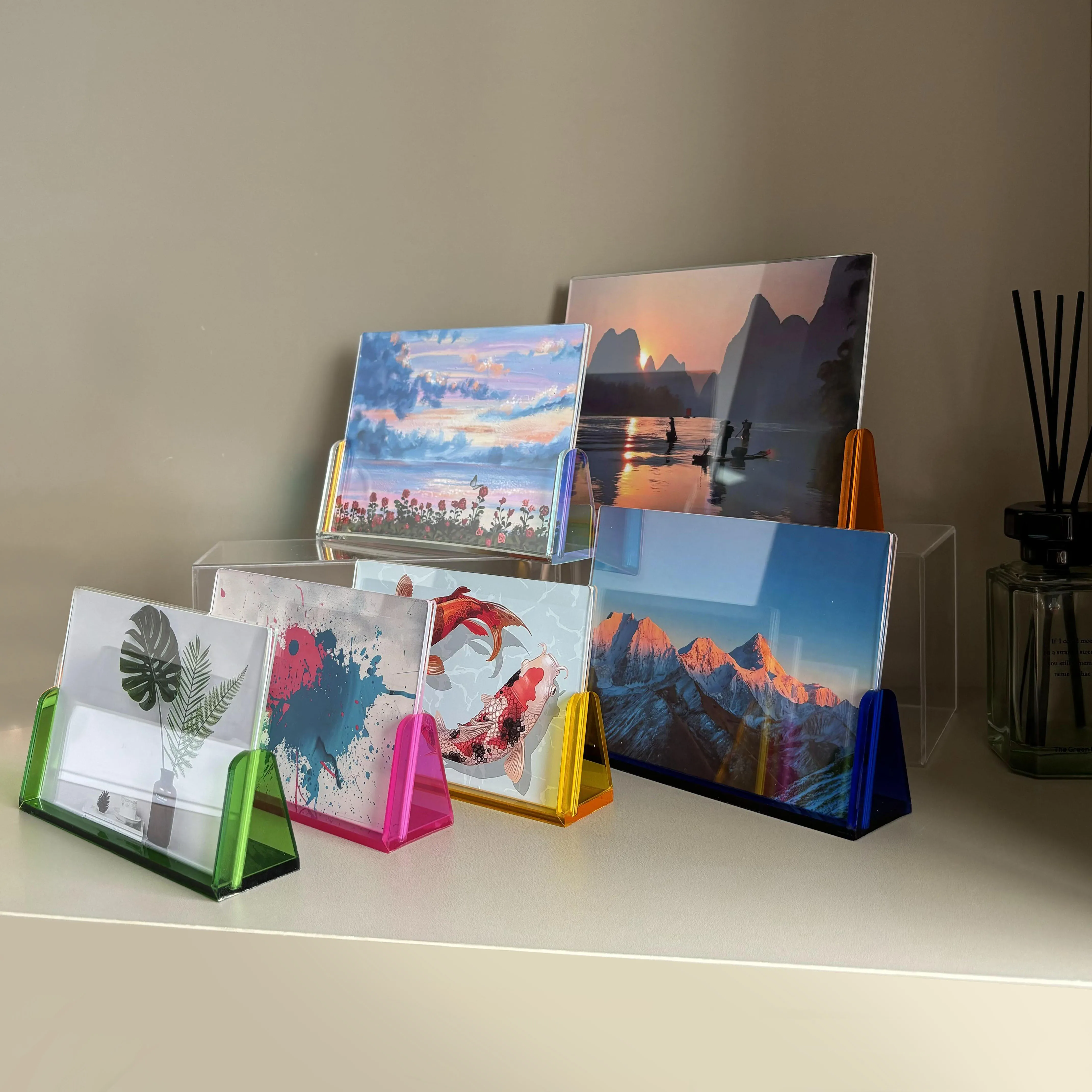 6/7/8 inch Color Acrylic Photo Frame Transparent Picture Frame Stand Double-sided Painting Mounting Photo Poster Display Frame
6/7/8 inch Color Acrylic Photo Frame Transparent Picture Frame Stand Double-sided Painting Mounting Photo Poster Display Frame