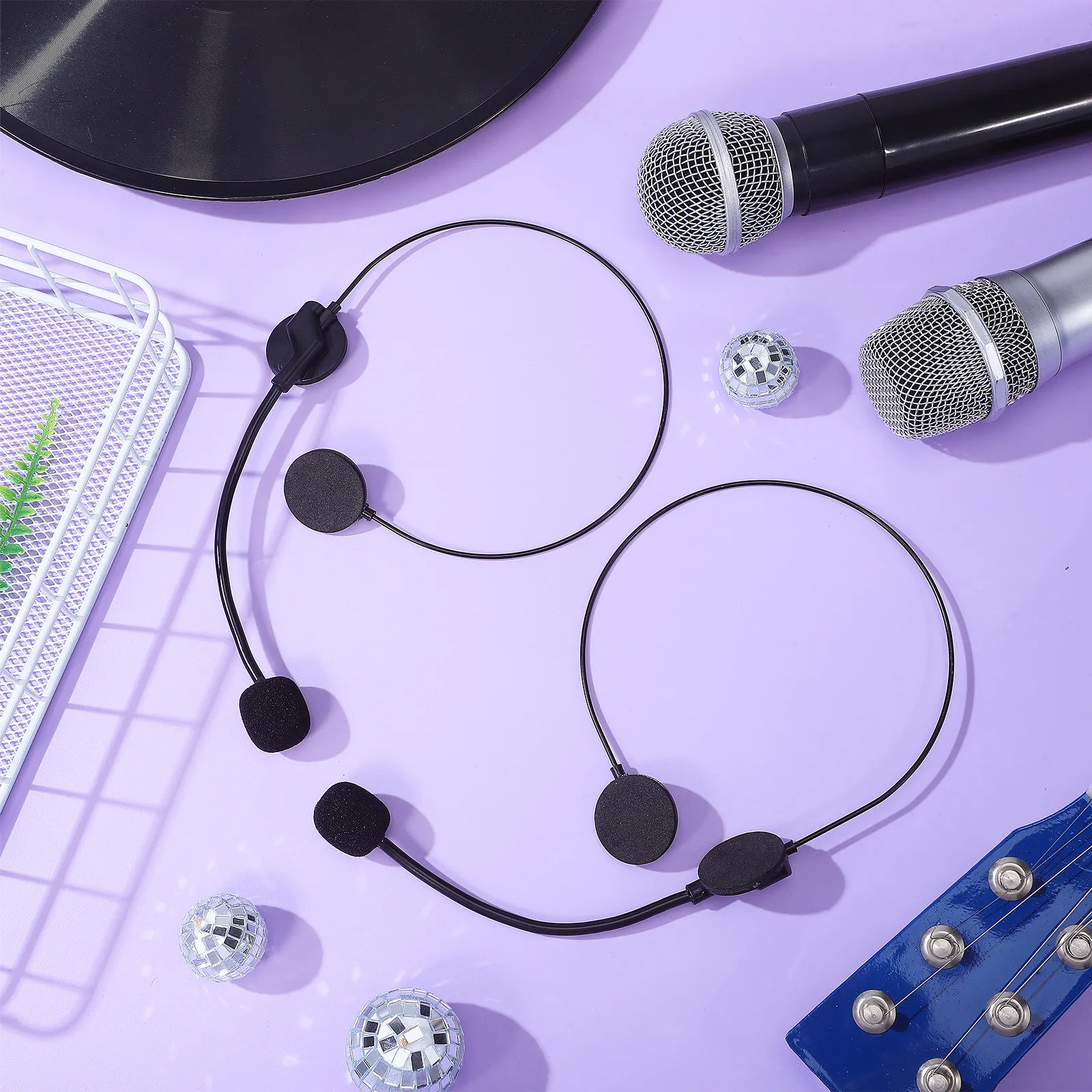 2 шт. Накладные наушники-микрофон для косплея в стиле рок-звезды, регулируемые, для детских ролевых игр, аксессуары для певцов, игрушечный микрофон
2 шт. Накладные наушники-микрофон для косплея в стиле рок-звезды, регулируемые, для детских ролевых игр, аксессуары для певцов, игрушечный микрофон