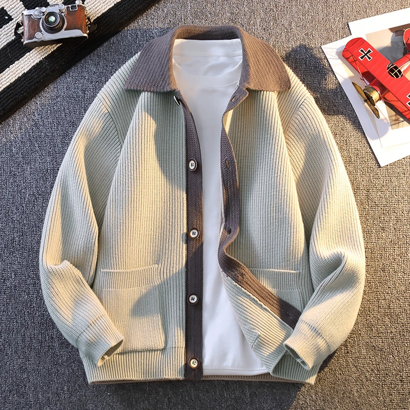 High-End Knitted Cardigan Men's Sweater Jaet Casual Faion Trend Flip-Collar Long Sve Breathable Comfortable Autumn Wear
High-End Knitted Cardigan Men's Sweater Jaet Casual Faion Trend Flip-Collar Long Sve Breathable Comfortable Autumn Wear