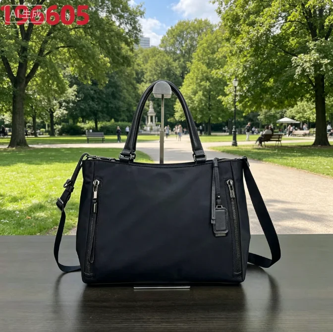 196605 Voyageur Style Women's Shoulder Bag, Casual Tote Bag, Fashion Lightweight Handbag
196605 Voyageur Style Women's Shoulder Bag, Casual Tote Bag, Fashion Lightweight Handbag