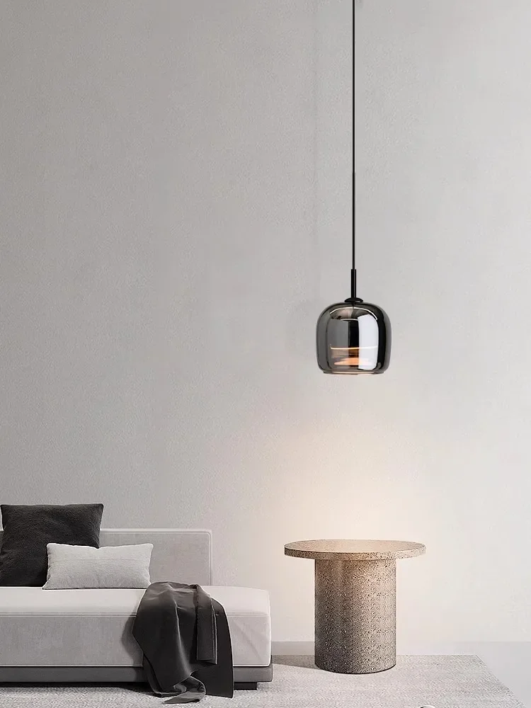 Bedroom bedside pendant light, modern, minimalist, luxurious glass pendant light
Bedroom bedside pendant light, modern, minimalist, luxurious glass pendant light