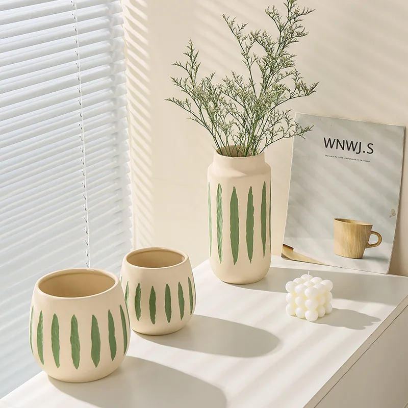 Striped Ceramic Vase, Multicolor Color Painting Flowerpot, Small Desktop Indoor Flower Pots, Household Decoration
Striped Ceramic Vase, Multicolor Color Painting Flowerpot, Small Desktop Indoor Flower Pots, Household Decoration
