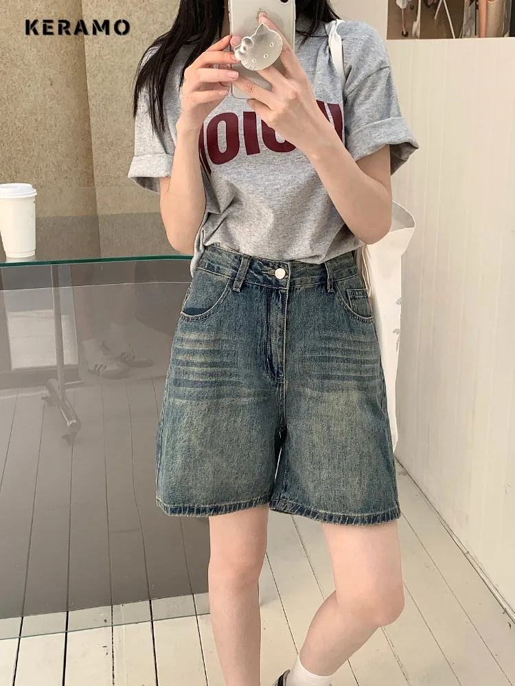 Casual Grunge 2000s Street Retro High Waist Jeans Y2K Eclectic Oversized Denim Shorts Women Vintage Blue 2000s Emo Shorts
Casual Grunge 2000s Street Retro High Waist Jeans Y2K Eclectic Oversized Denim Shorts Women Vintage Blue 2000s Emo Shorts