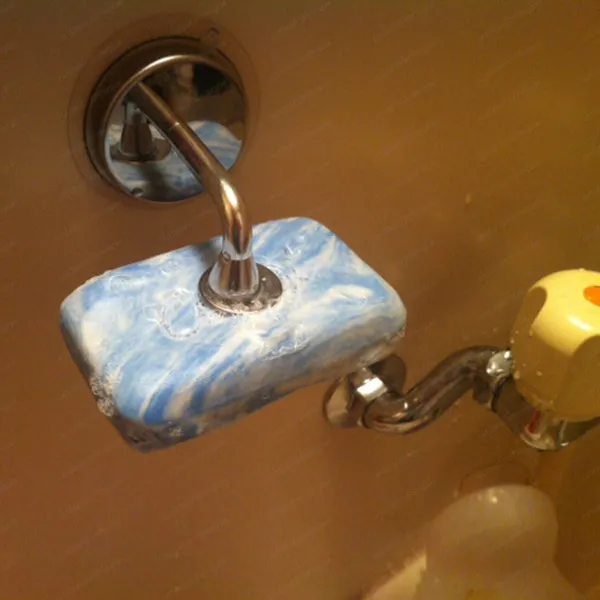 Новый тип держателя для мыла на присоске, магнитная подставка для мыла, подставка для мыла из нержавеющей стали, подвесная модель без сверления и гвоздей.
Новый тип держателя для мыла на присоске, магнитная подставка для мыла, подставка для мыла из нержавеющей стали, подвесная модель без сверления и гвоздей.