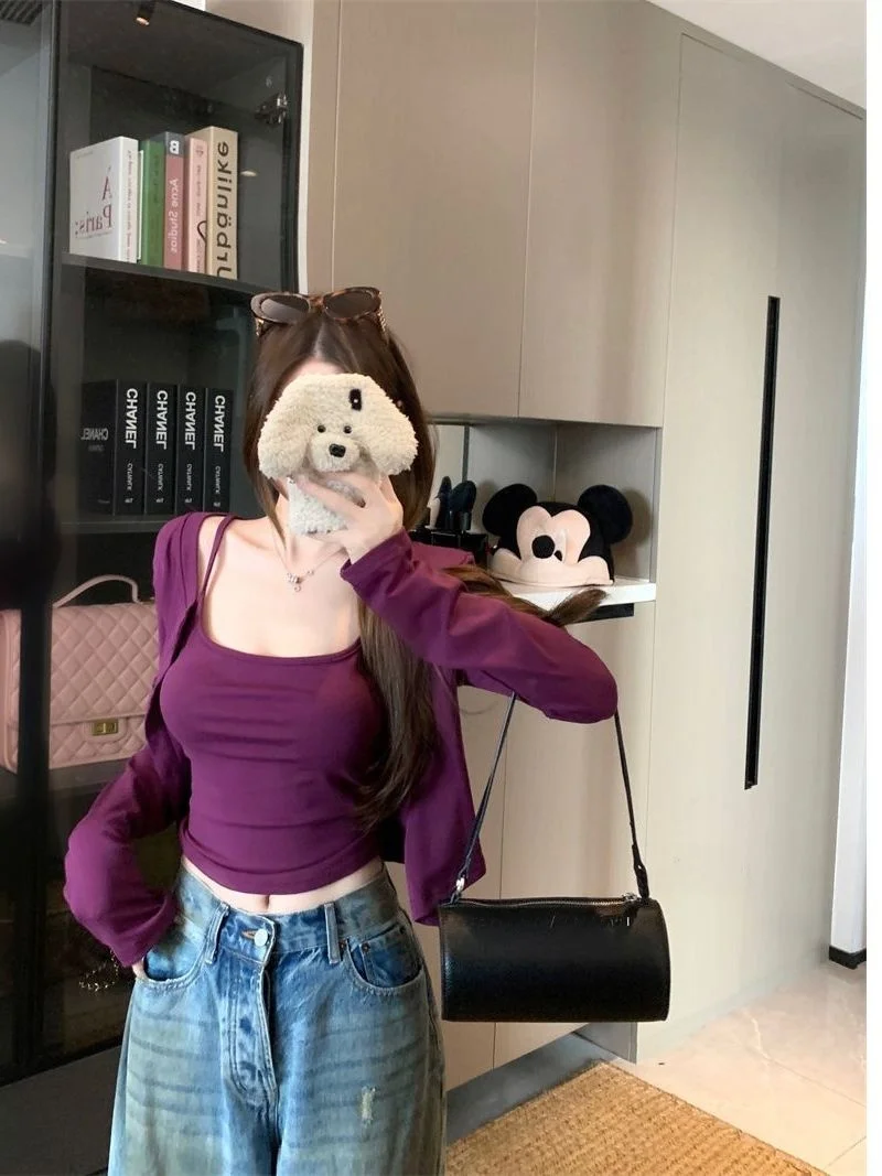 Ladies' Lazy Striped Open Cardigan And Tank Top Set Summer Fashion Slim Fit Long Sleeve round Neck Two-Piece Suit Chinese Brand
Ladies' Lazy Striped Open Cardigan And Tank Top Set Summer Fashion Slim Fit Long Sleeve round Neck Two-Piece Suit Chinese Brand