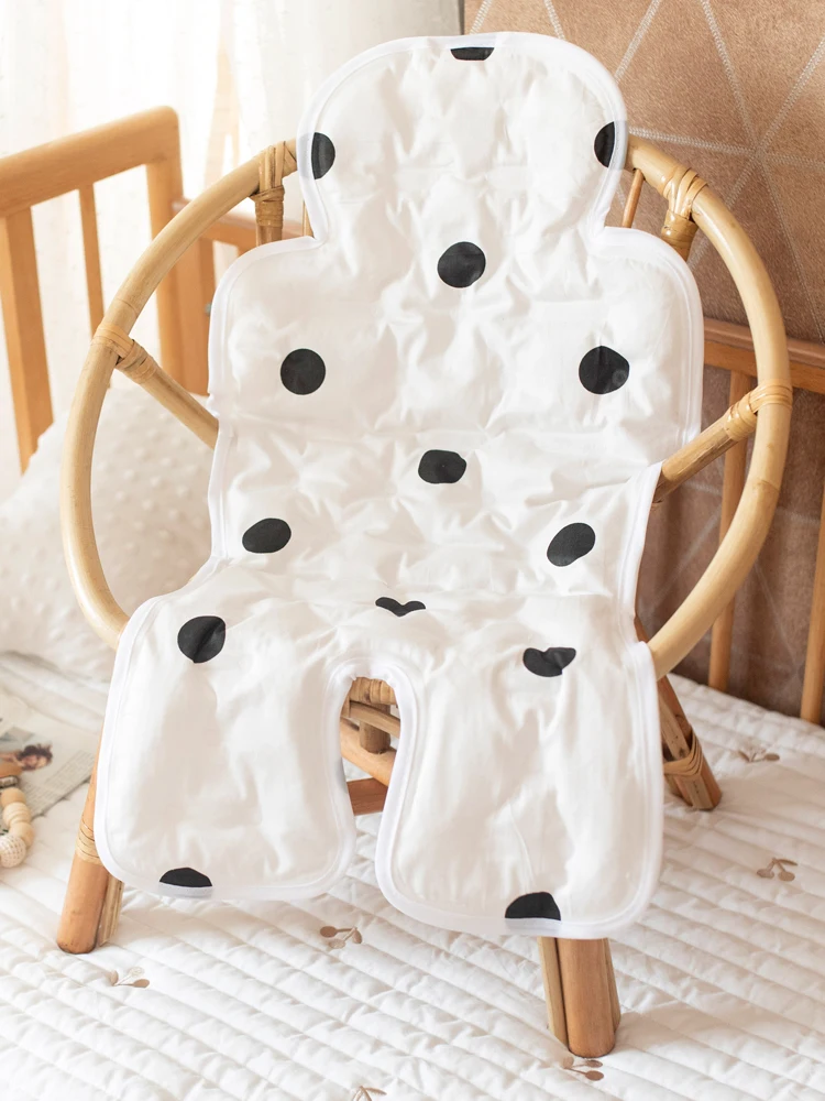 Summer Baby Products Baby Stroller Seat Cushion for Summer Car Mats Child Safety Seat Ice Pad
Summer Baby Products Baby Stroller Seat Cushion for Summer Car Mats Child Safety Seat Ice Pad