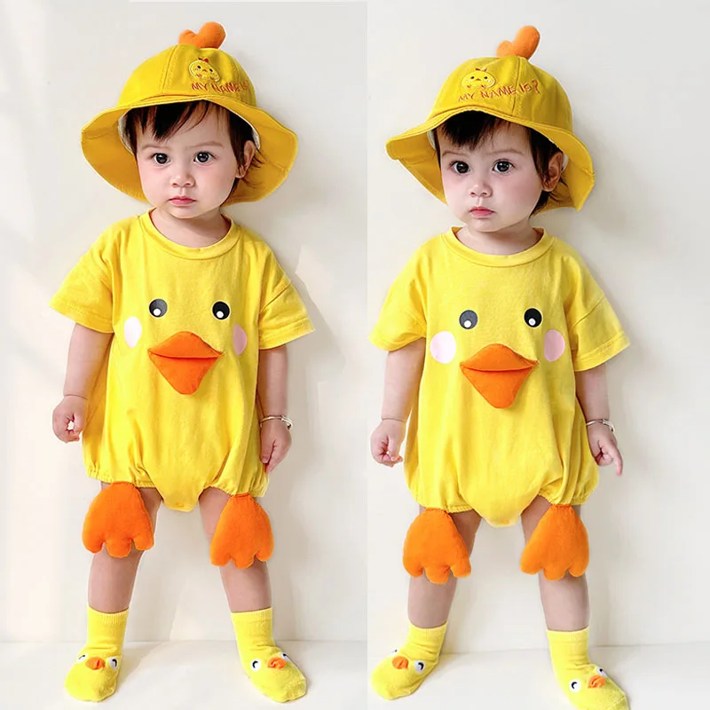 Summer new style baby bag with bib, cute little yellow duck for boys and girls, super adorable short-sleeved shirt for newborns
Summer new style baby bag with bib, cute little yellow duck for boys and girls, super adorable short-sleeved shirt for newborns