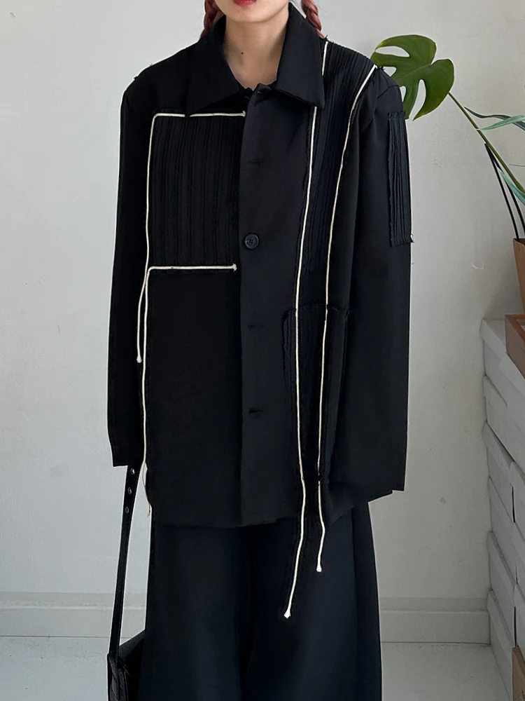 Пальто свободного кроя в стиле смокинга с декоративными шнуровыми вставками и складками, модное, для женщин и мужчин, деловое и повседневное
Пальто свободного кроя в стиле смокинга с декоративными шнуровыми вставками и складками, модное, для женщин и мужчин, деловое и повседневное