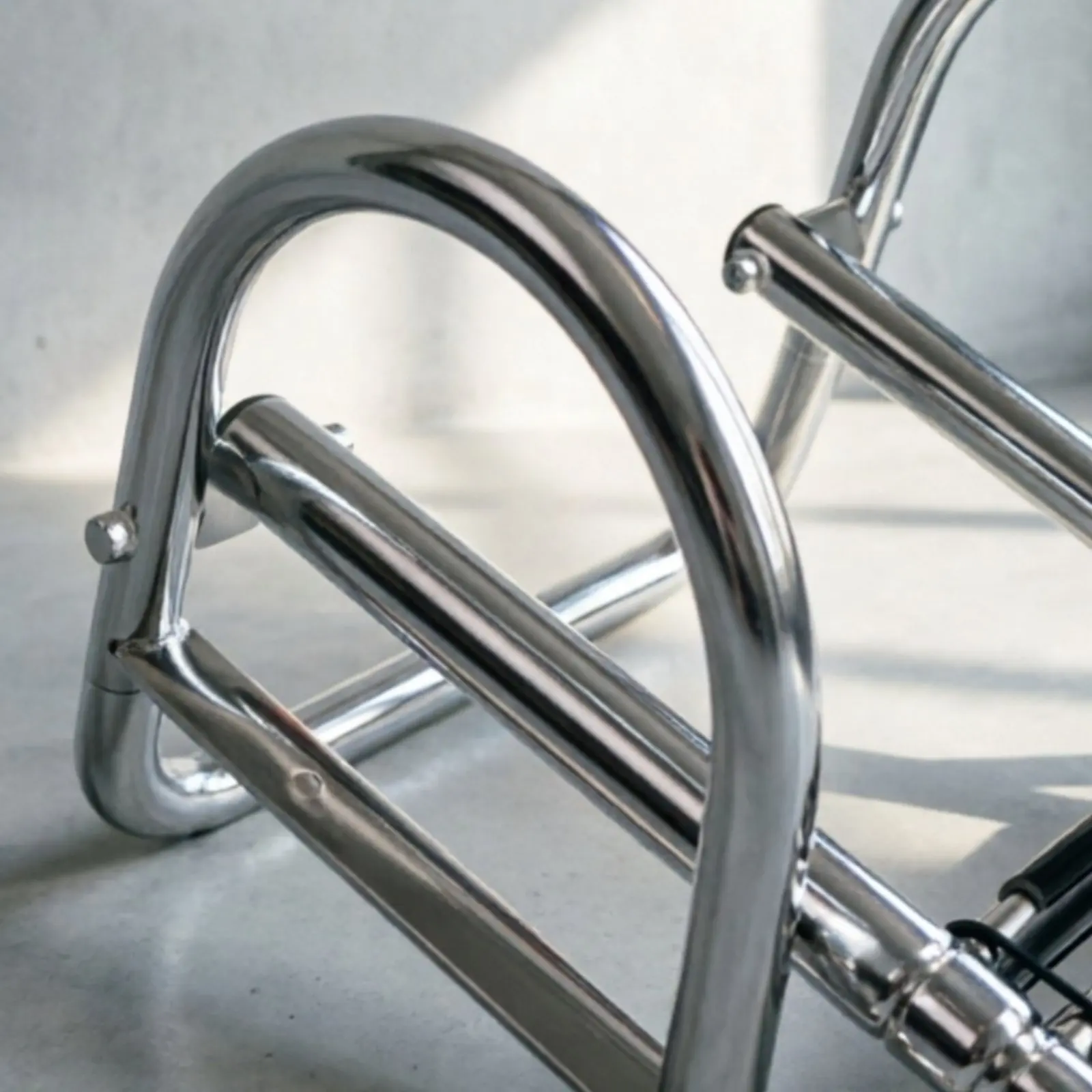 Folding Boat Ladder with Handrails Mirror Polished 3 Step Telescoping Boat Ladder Sturdy Duty Bathing Step Quick Release Mounts
Folding Boat Ladder with Handrails Mirror Polished 3 Step Telescoping Boat Ladder Sturdy Duty Bathing Step Quick Release Mounts