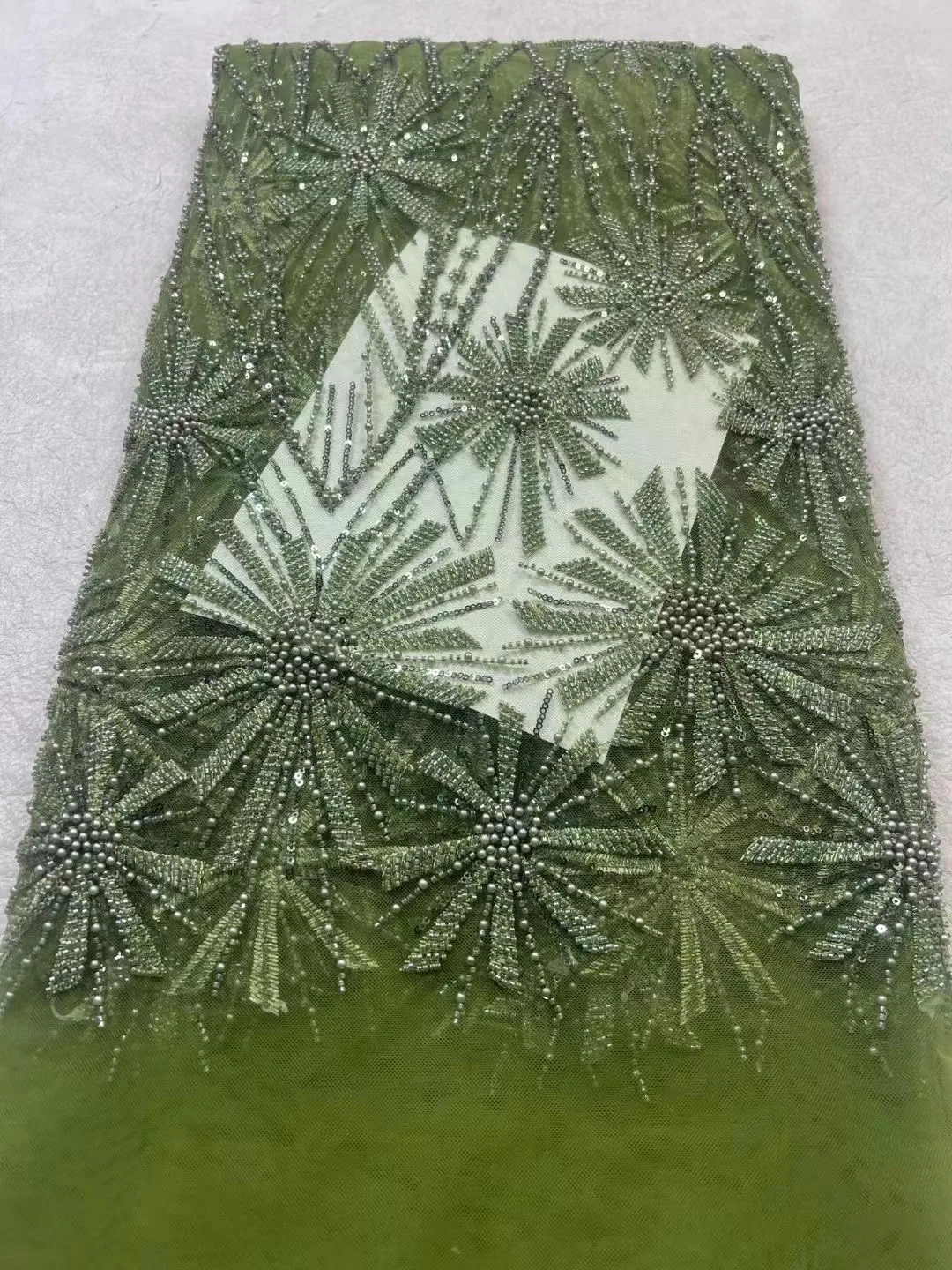 African 3D Lace Fabric 2024 High Quality Groom Beads Lace Material French Nigerian Sequins Lace Fabrics For Party Wedding
African 3D Lace Fabric 2024 High Quality Groom Beads Lace Material French Nigerian Sequins Lace Fabrics For Party Wedding