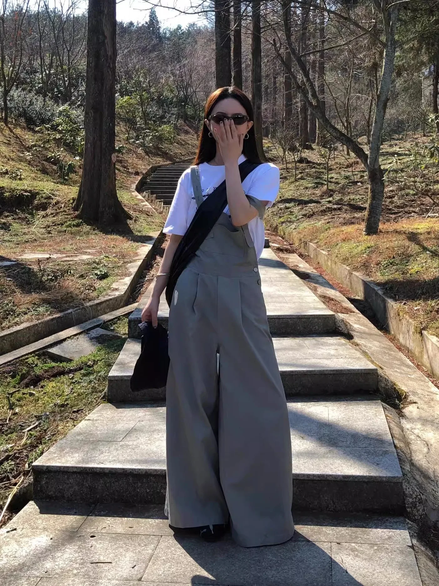 LDAB ey Strap Jumpsuit Women's Loose Design Sensation Slim Straight Wide Leg Pants Summer New Sle Vintage High Waist
LDAB ey Strap Jumpsuit Women's Loose Design Sensation Slim Straight Wide Leg Pants Summer New Sle Vintage High Waist