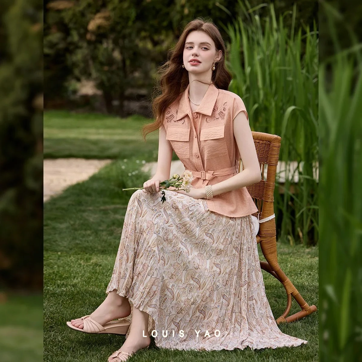 LOUIS YAO Women's Blouses 2026 Summer Tops Raglan Sleeve Detachable Belt Elegant Women Shirt Literary Collar Embroidered Blouse
LOUIS YAO Women's Blouses 2026 Summer Tops Raglan Sleeve Detachable Belt Elegant Women Shirt Literary Collar Embroidered Blouse