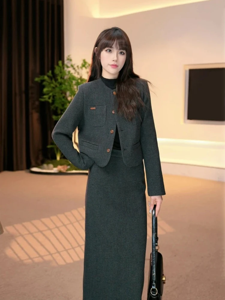 Elegant Two-Piece Set Dress Small Fragrance Style Korean Version High-End Autumn Winter Luxury Women's Flavor Suit Ensemble
Elegant Two-Piece Set Dress Small Fragrance Style Korean Version High-End Autumn Winter Luxury Women's Flavor Suit Ensemble