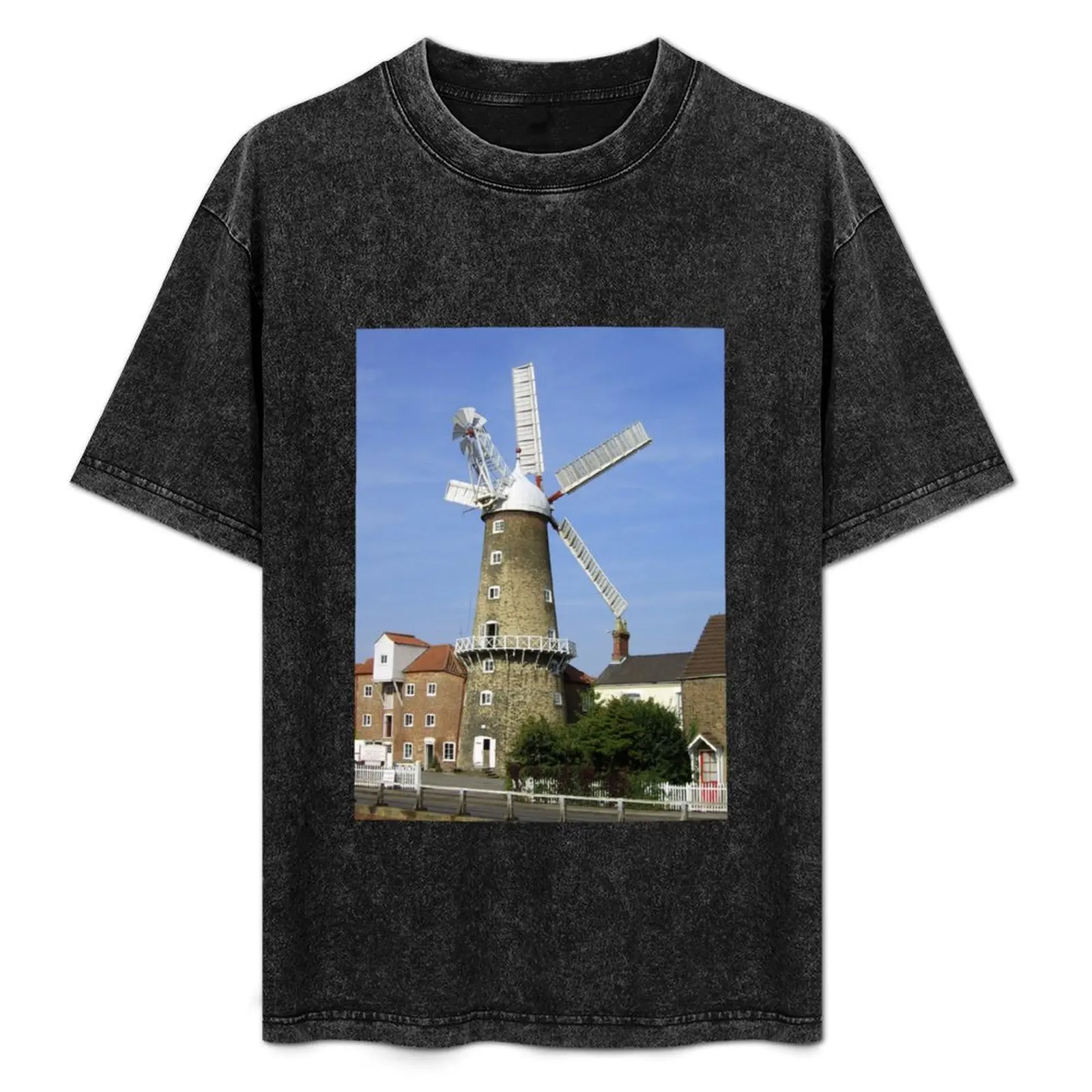 Maud Foster Windmill, Boston, Lincolnshire T-Shirt Summer Holiday Casual Tee
Maud Foster Windmill, Boston, Lincolnshire T-Shirt Summer Holiday Casual Tee
