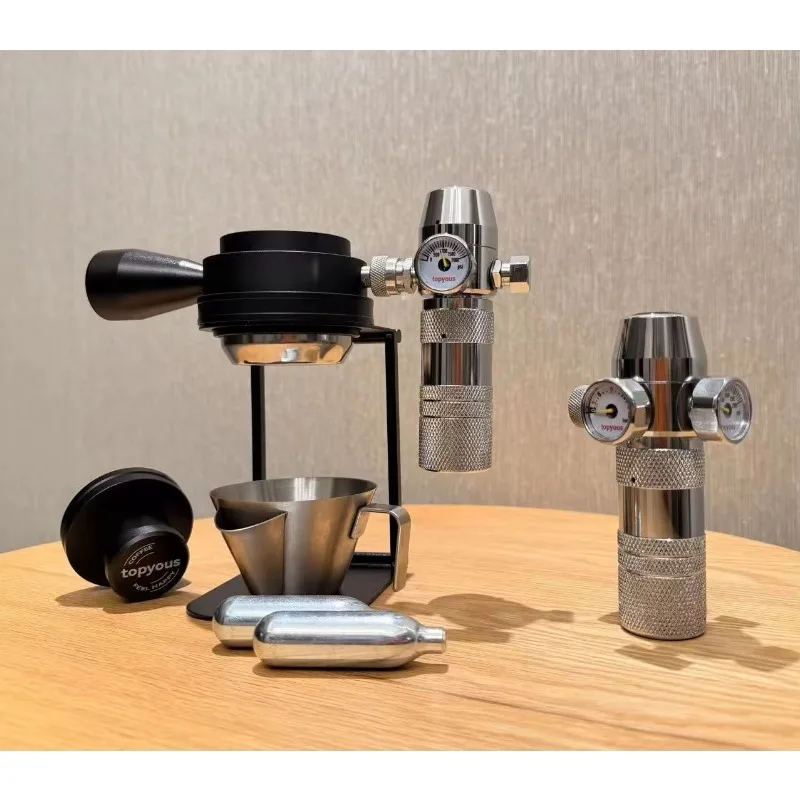 Портативная алюминиевая ручная эспрессо-машина, пневматическая кофемолка с крышкой, емкостью для домашнего пользователя снаружи, современная полная серия
Портативная алюминиевая ручная эспрессо-машина, пневматическая кофемолка с крышкой, емкостью для домашнего пользователя снаружи, современная полная серия