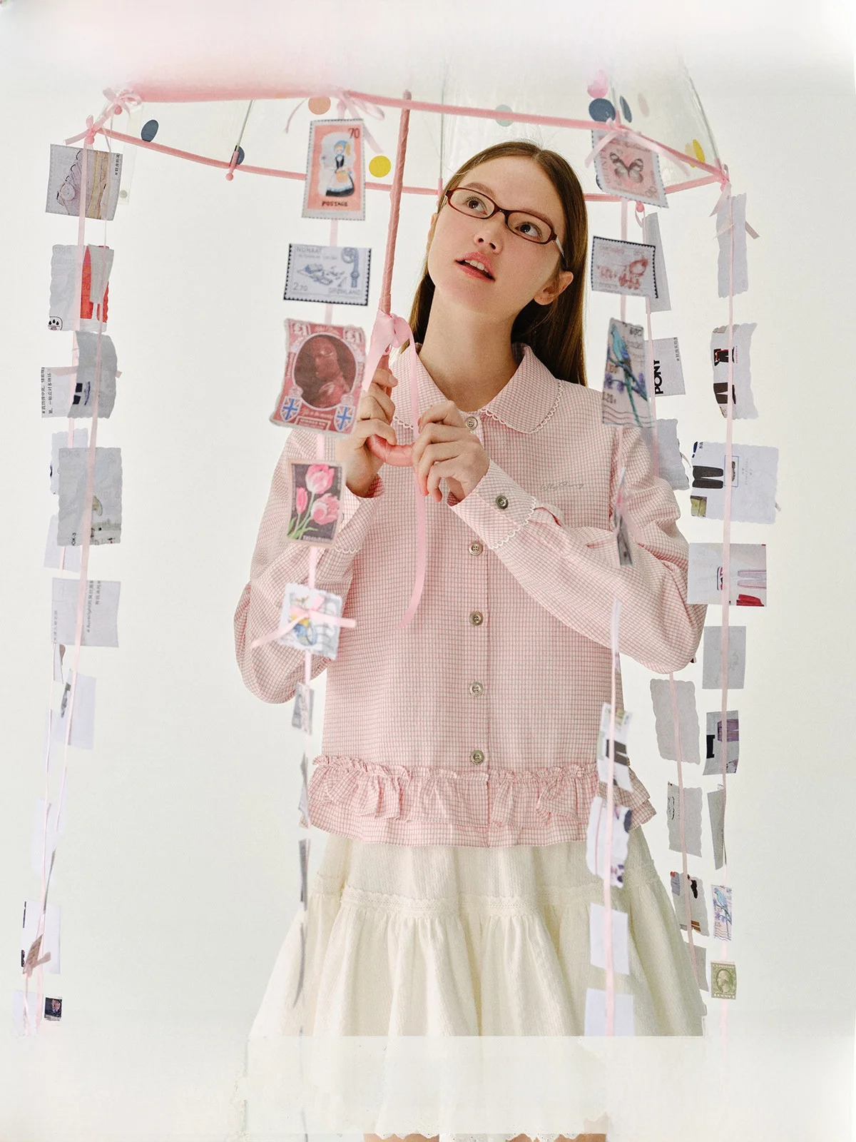 Женская свободная блузка-рубашка с длинным рукавом из полиэстера, однотонная, с бантом, в стиле кэжуал, с принтом вишневого цвета и воротником-стойкой, коллекция WhyBerry Spring Cherry Blossom Donut Doll Collar
Женская свободная блузка-рубашка с длинным рукавом из полиэстера, однотонная, с бантом, в стиле кэжуал, с принтом вишневого цвета и воротником-стойкой, коллекция WhyBerry Spring Cherry Blossom Donut Doll Collar