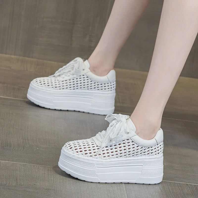 New 7CM Women Leather Sneakers Summer Hollow Casual Walking Shoes Chunky Sneakers High Platform Sport Skateboard Shoes Woman
New 7CM Women Leather Sneakers Summer Hollow Casual Walking Shoes Chunky Sneakers High Platform Sport Skateboard Shoes Woman