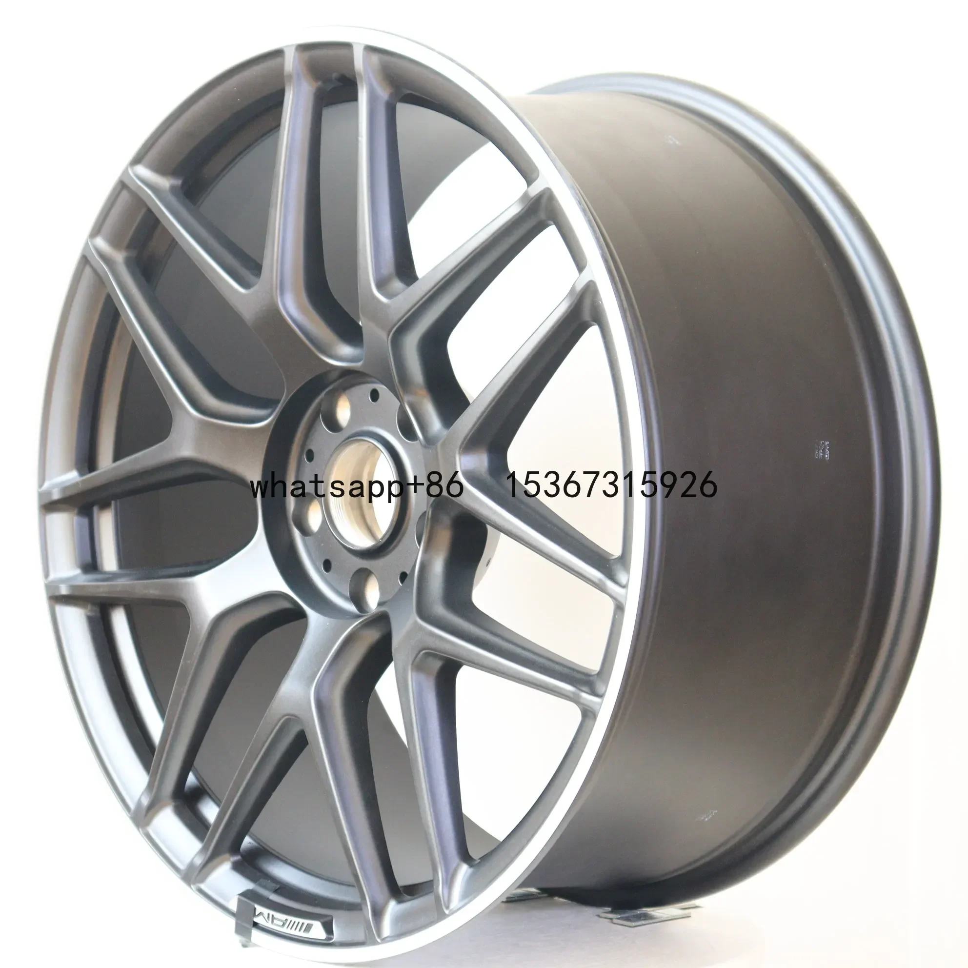 22 inch original forged wheel hub 5x130 A4634012000 suitable for Mercedes Benz G63 G500 G350 G400 G550Rim
22 inch original forged wheel hub 5x130 A4634012000 suitable for Mercedes Benz G63 G500 G350 G400 G550Rim
