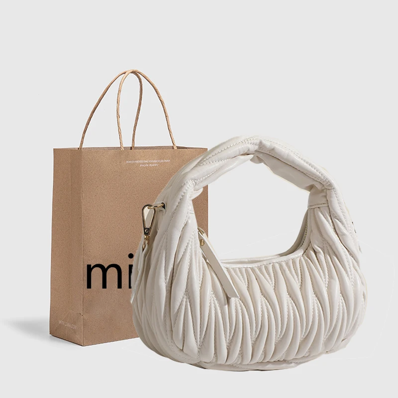 2025 New Korean-style Multi-purpose Fashion Handbag with Embroidery and Small Pouch - Women's Popular Shoulder Bag At The Elbow
2025 New Korean-style Multi-purpose Fashion Handbag with Embroidery and Small Pouch - Women's Popular Shoulder Bag At The Elbow