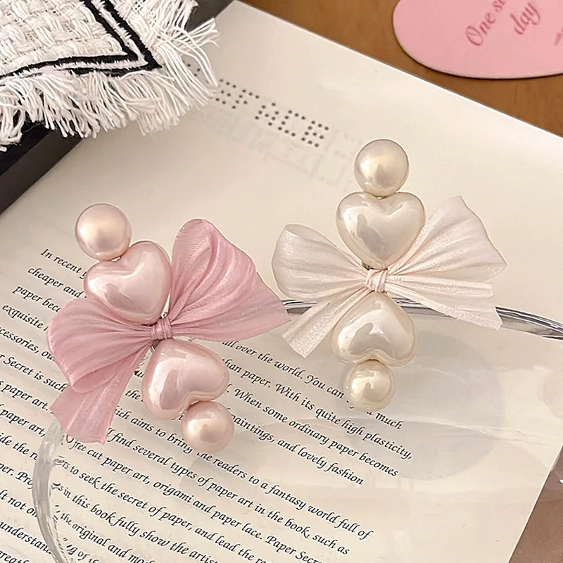 Butterfly Pearl Duckbill Clip Summer New Fashion Hairpin Cute Girl HairClip Sweet Cute Soft Girl Side Headwear Hair Accessories
Butterfly Pearl Duckbill Clip Summer New Fashion Hairpin Cute Girl HairClip Sweet Cute Soft Girl Side Headwear Hair Accessories