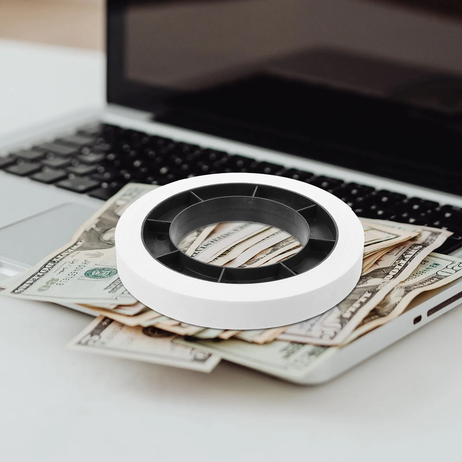 Ленты для денег, 1 рулон, бумажные ремешки для банкнот, эффективное решение для упаковки наличных, для использования в розничной торговле, офисах, супермаркетах
Ленты для денег, 1 рулон, бумажные ремешки для банкнот, эффективное решение для упаковки наличных, для использования в розничной торговле, офисах, супермаркетах