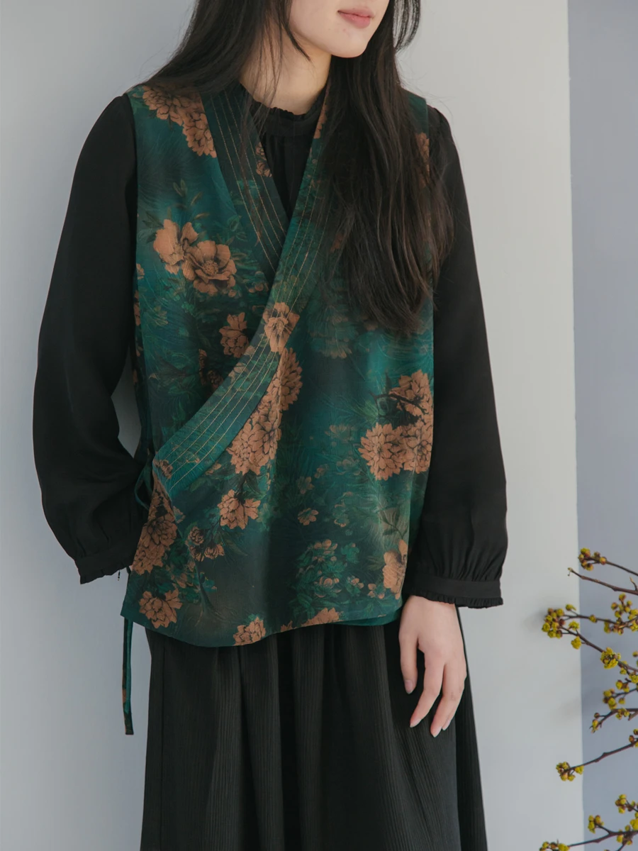 Шелковый жилет JinRiChun оригинального дизайна с вышивкой в стиле K, из атласного шелка Cloud Silk, с поясом, в китайском стиле
Шелковый жилет JinRiChun оригинального дизайна с вышивкой в стиле K, из атласного шелка Cloud Silk, с поясом, в китайском стиле