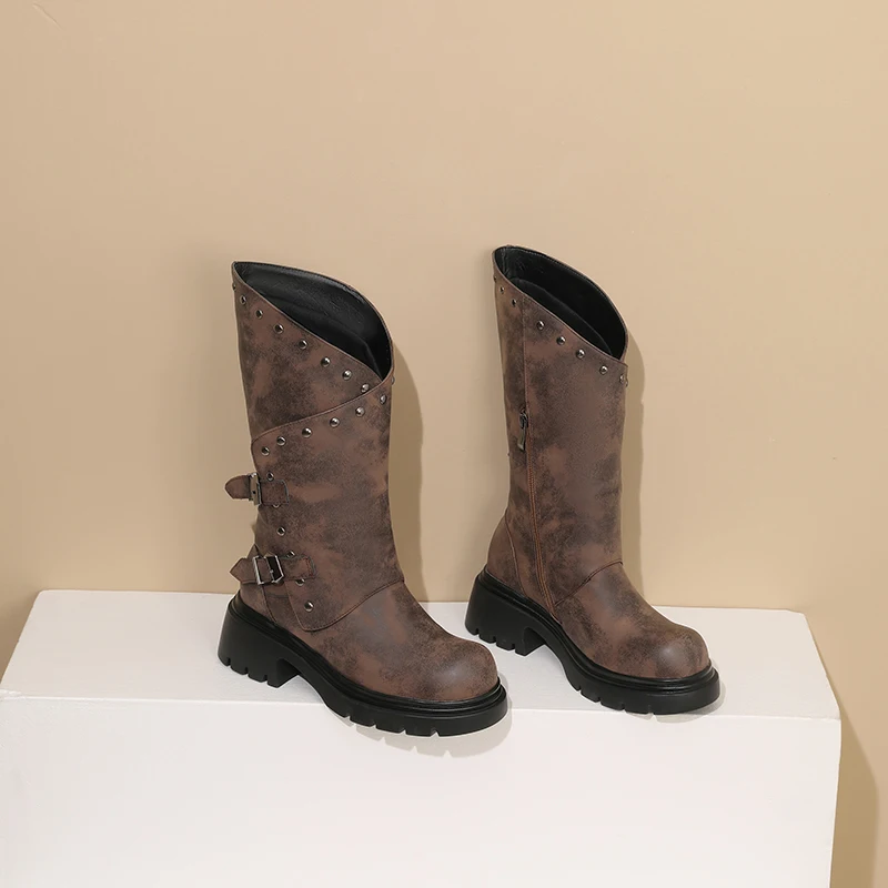 2025 Punk Spike Big Round Head Thick Bottom Thick Heel 5CM Side Zipper Clasp Comfortable Street Tide Boots
2025 Punk Spike Big Round Head Thick Bottom Thick Heel 5CM Side Zipper Clasp Comfortable Street Tide Boots