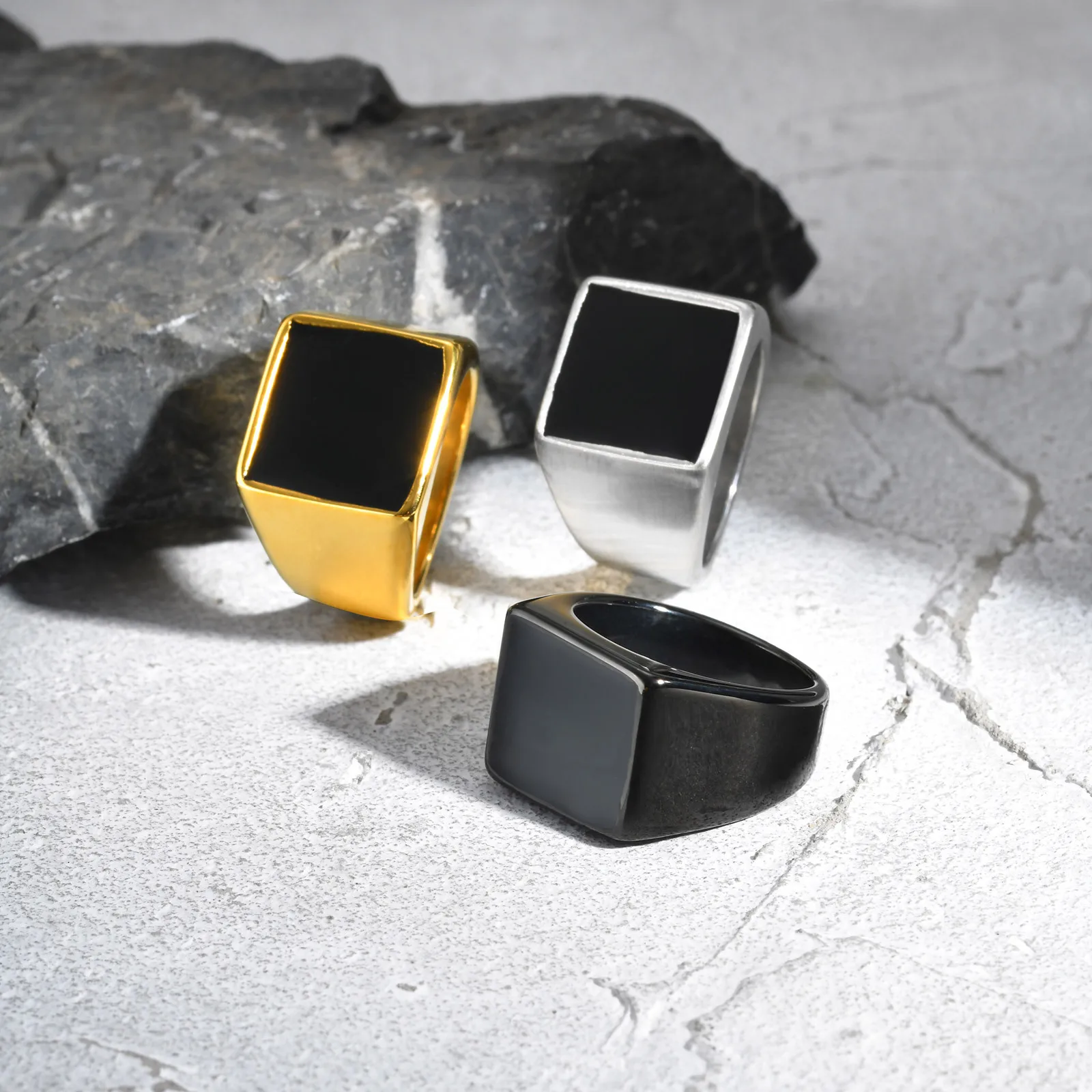 Chunky Signet Ring for Men Boys,Square Top Stainless Steel Finger Band Ring,Gothic Punk Rock Jewelry Gifts
Chunky Signet Ring for Men Boys,Square Top Stainless Steel Finger Band Ring,Gothic Punk Rock Jewelry Gifts