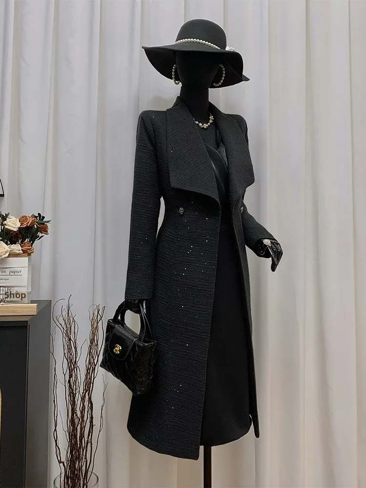 Женская ветровка Pigno с поясом и воротником, вышивкой и пайетками, осенняя коллекция 2025, приталенный крой, простой дизайн
Женская ветровка Pigno с поясом и воротником, вышивкой и пайетками, осенняя коллекция 2025, приталенный крой, простой дизайн