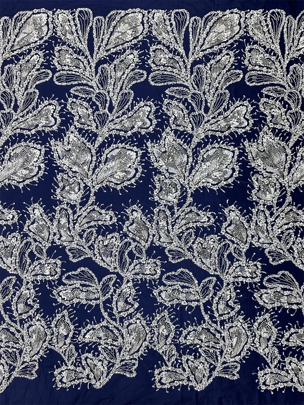 Luxury French Mesh Beaded Lace Fabric 2026 High Quality African Sequins Groom Lace Fabrics For Nigerian Wedding Dress Sewing
Luxury French Mesh Beaded Lace Fabric 2026 High Quality African Sequins Groom Lace Fabrics For Nigerian Wedding Dress Sewing