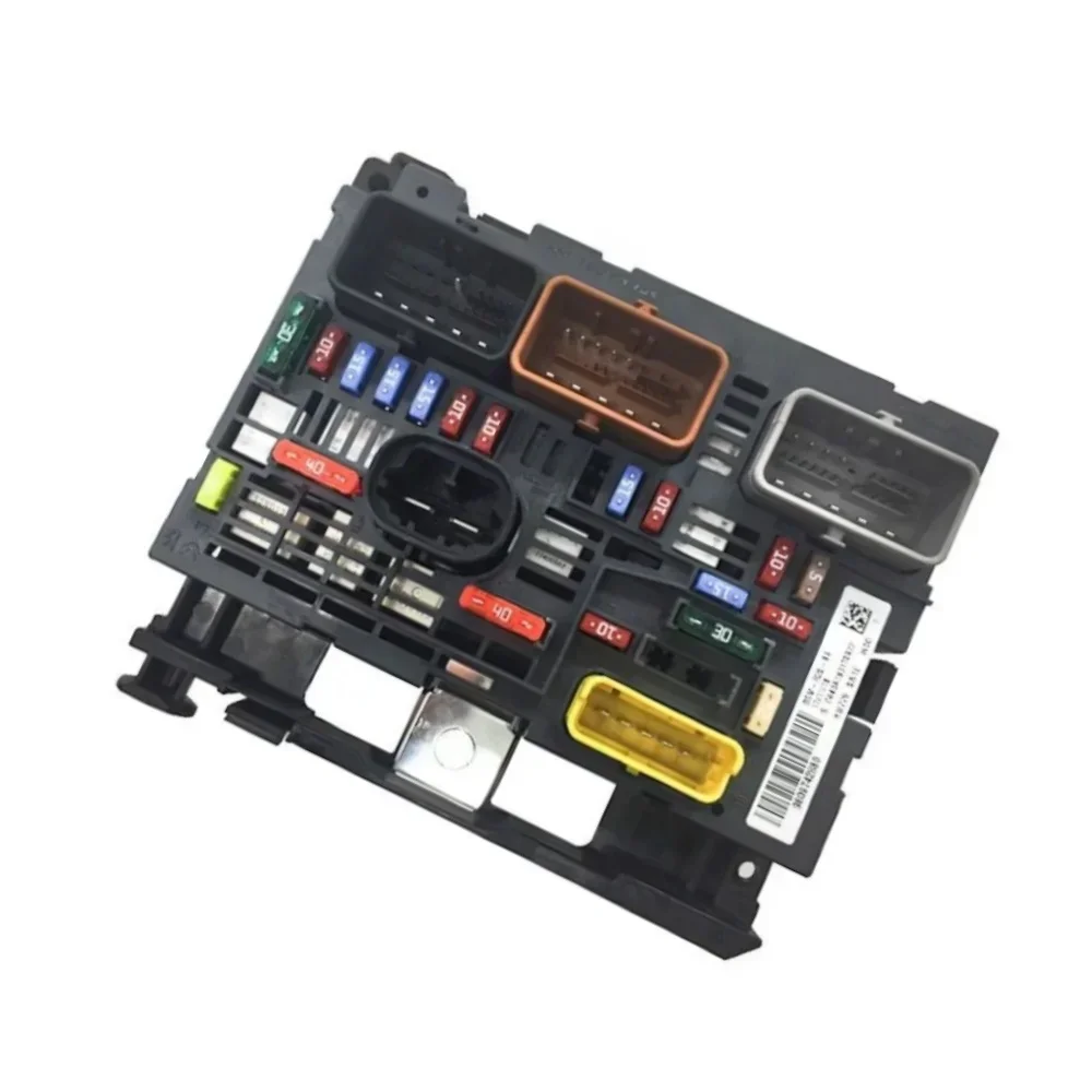 9807028780 9666700480 9664706280 R03 R04 R05 BSM Bonnet Fuse Box For Peugeot 307 308 607 807 Partner Expert Mk3 Citroen C4
9807028780 9666700480 9664706280 R03 R04 R05 BSM Bonnet Fuse Box For Peugeot 307 308 607 807 Partner Expert Mk3 Citroen C4