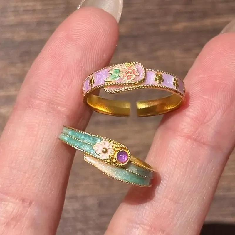 Color drop glaze print ring new Chinese retro index finger ring ring
Color drop glaze print ring new Chinese retro index finger ring ring