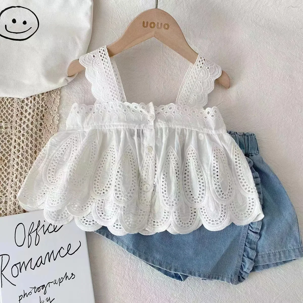 Infant Baby Girls Outfit Set 2025 New Fashionable Girls' Summer Suspender Skirt + Shorts Two-piece Set Baby Girl Clothes
Infant Baby Girls Outfit Set 2025 New Fashionable Girls' Summer Suspender Skirt + Shorts Two-piece Set Baby Girl Clothes