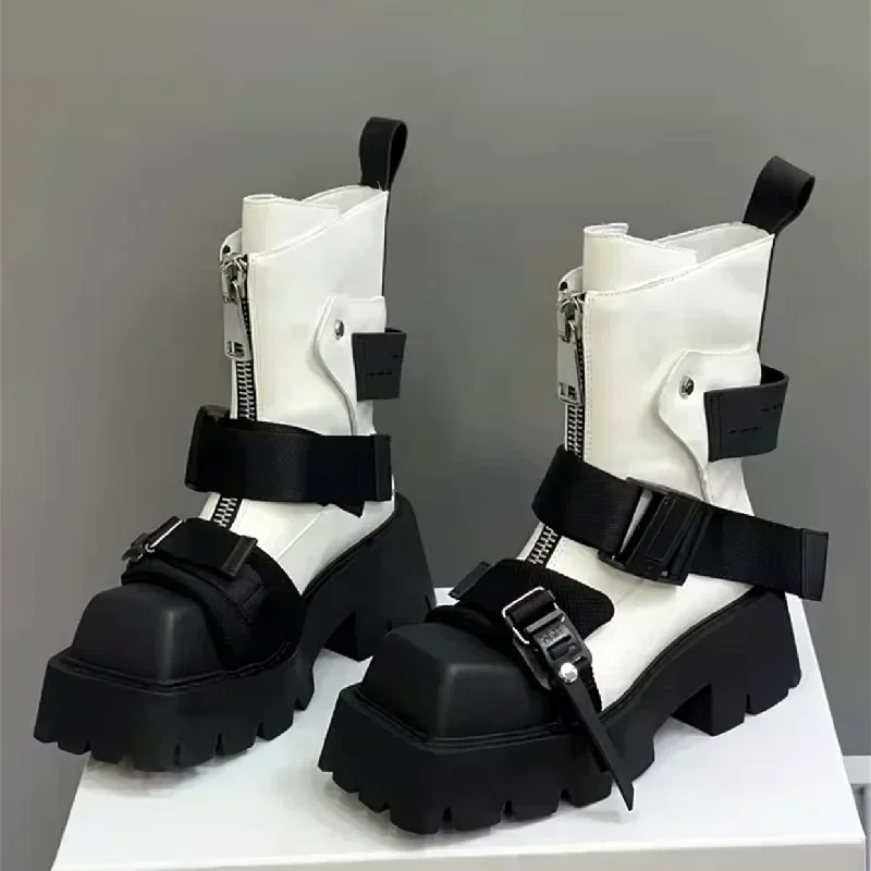 Модные мотоциклетные ботинки с пряжкой на молнии, женские роскошные кожаные ботильоны, удобная нескользящая платформа на толстой подошве
Модные мотоциклетные ботинки с пряжкой на молнии, женские роскошные кожаные ботильоны, удобная нескользящая платформа на толстой подошве