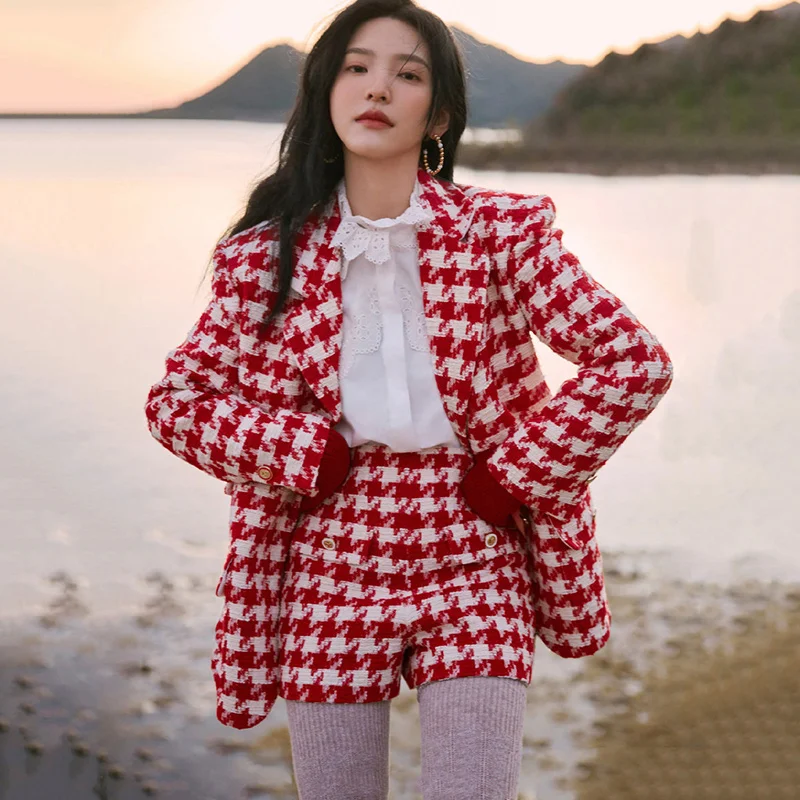 Spring Luxury Women's Checkered Suit Thick Tweed CNY Series Early Spring New Style S Family Blood Deficit Clearance
Spring Luxury Women's Checkered Suit Thick Tweed CNY Series Early Spring New Style S Family Blood Deficit Clearance