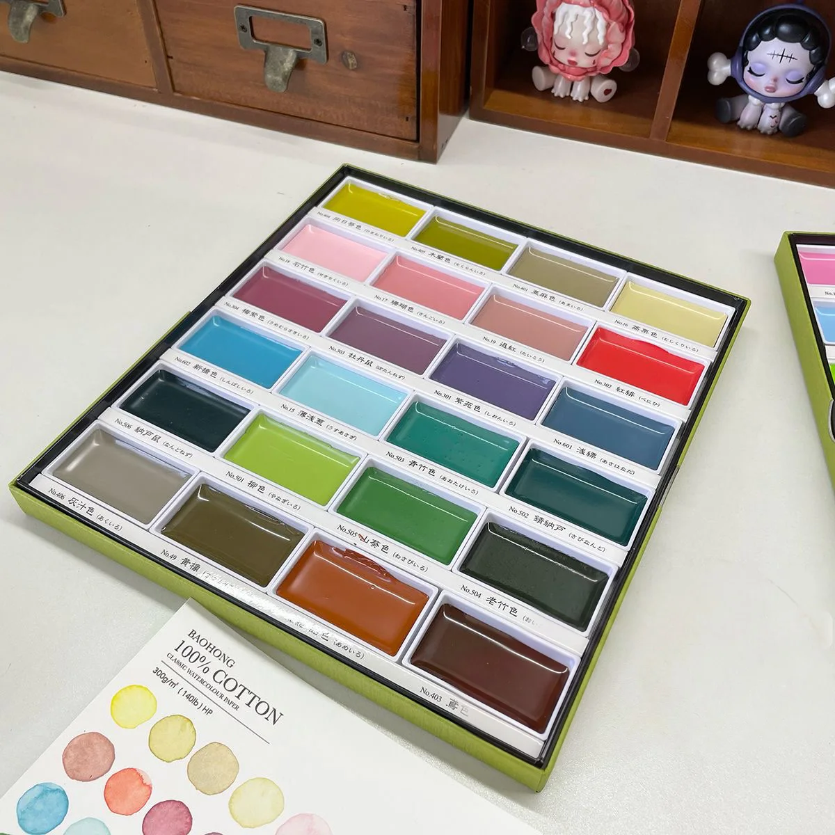 Kuretake Professional Watercolor Paint Set - 12/24/36 Colors Adult Art Supplies for Artists Made in Japan for Painting
Kuretake Professional Watercolor Paint Set - 12/24/36 Colors Adult Art Supplies for Artists Made in Japan for Painting