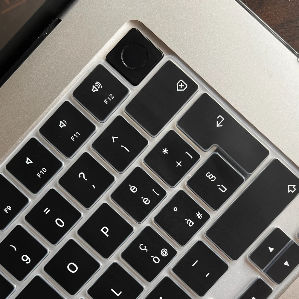 Для MacBook Pro 14 и 16/Air 13 и 15 дюймов, итальянская раскладка клавиатуры, силиконовый чехол, черный, совместимый с чипами M1/M2/M3/M4, 2025 итальянский
Для MacBook Pro 14 и 16/Air 13 и 15 дюймов, итальянская раскладка клавиатуры, силиконовый чехол, черный, совместимый с чипами M1/M2/M3/M4, 2025 итальянский