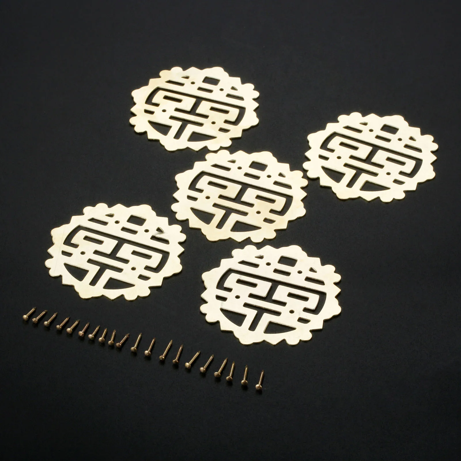 5pcs Vintage Jewelry Box Decorative Corner Bracket Golden 54*54mm Album Embellishment Scrapbook Corner Protector Guard
5pcs Vintage Jewelry Box Decorative Corner Bracket Golden 54*54mm Album Embellishment Scrapbook Corner Protector Guard