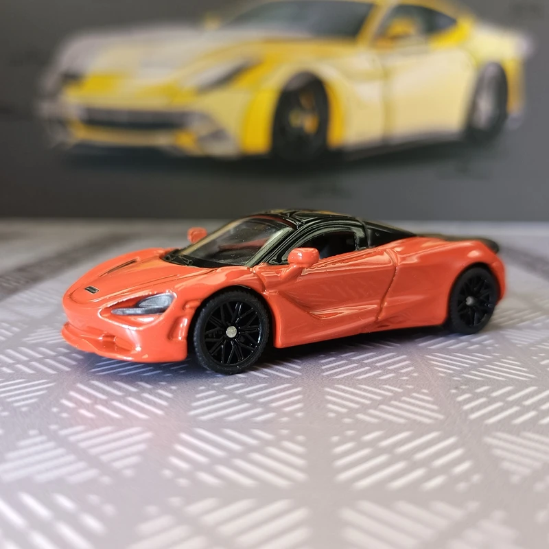 Модель автомобиля McLaren 750s в масштабе 1:64, имитация суперкара из сплава, богатая детализация, тонкая работа, высокое качество.
Модель автомобиля McLaren 750s в масштабе 1:64, имитация суперкара из сплава, богатая детализация, тонкая работа, высокое качество.