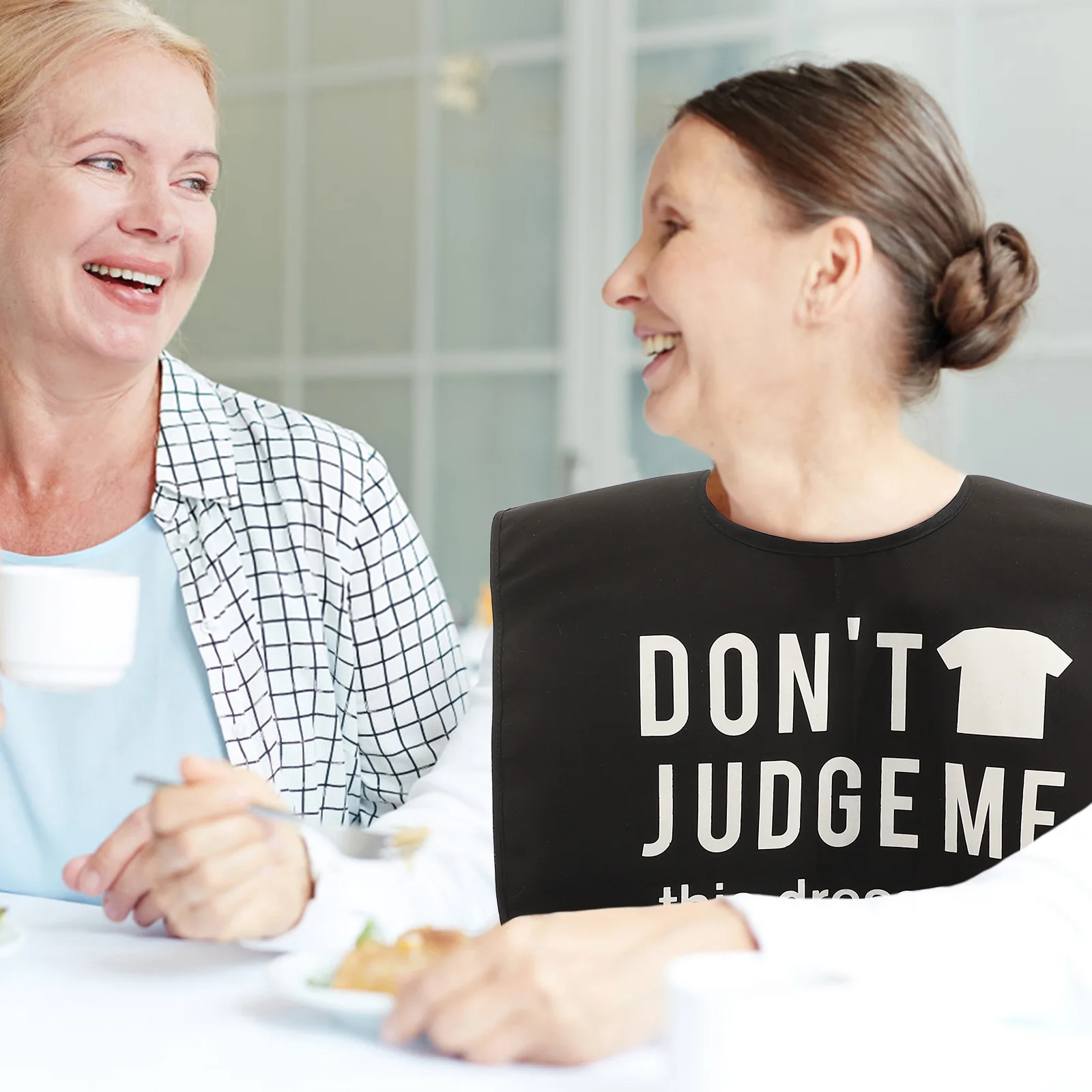 Adult Waterproof Bib Adjustable Lace Button Funny Elderly Dinner Bib Reusable Wear-Resistant Clothing Protector
Adult Waterproof Bib Adjustable Lace Button Funny Elderly Dinner Bib Reusable Wear-Resistant Clothing Protector