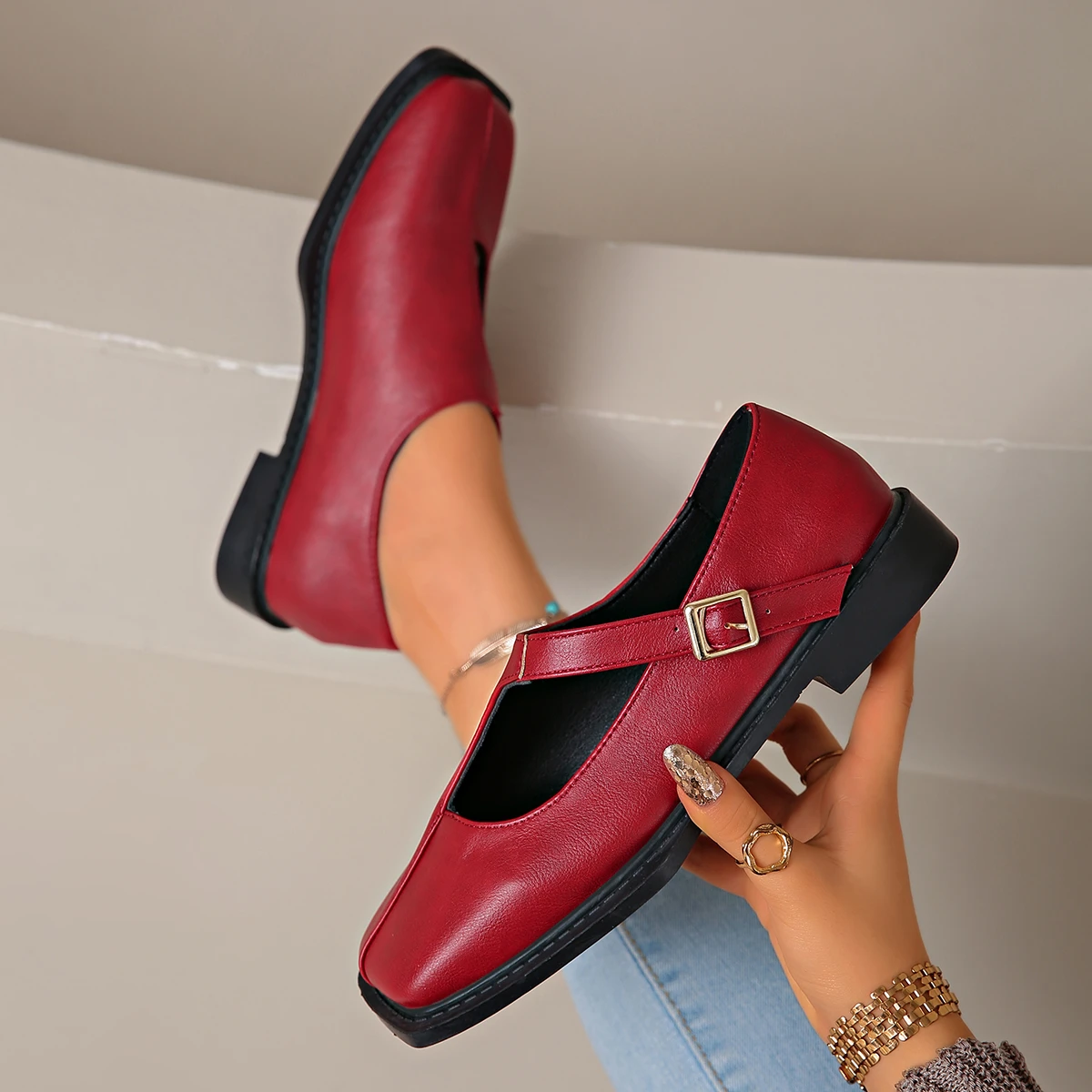 Женские удобные кроссовки без шнуровки с Т-образным ремешком, женские лоферы в стиле ретро с квадратной головкой, женская обувь Мэри Джейн на плоской подошве 
Женские удобные кроссовки без шнуровки с Т-образным ремешком, женские лоферы в стиле ретро с квадратной головкой, женская обувь Мэри Джейн на плоской подошве