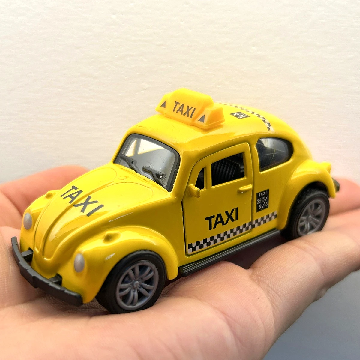 Alloy Car Simulation Retro Model Sports Collection Model Ornament Boy Children Toy Car Gift
Alloy Car Simulation Retro Model Sports Collection Model Ornament Boy Children Toy Car Gift