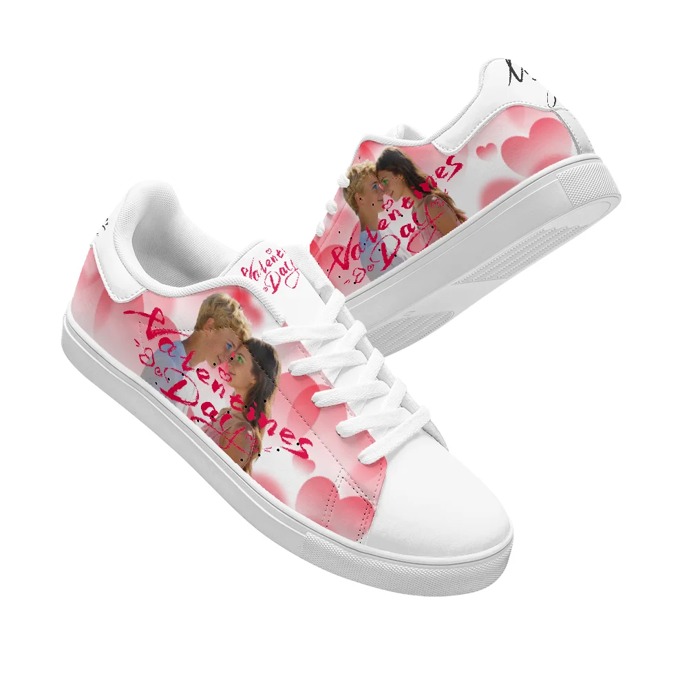 Customizable casual white sneakers for couples; images and text can be customized for a romantic gift.
Customizable casual white sneakers for couples; images and text can be customized for a romantic gift.
