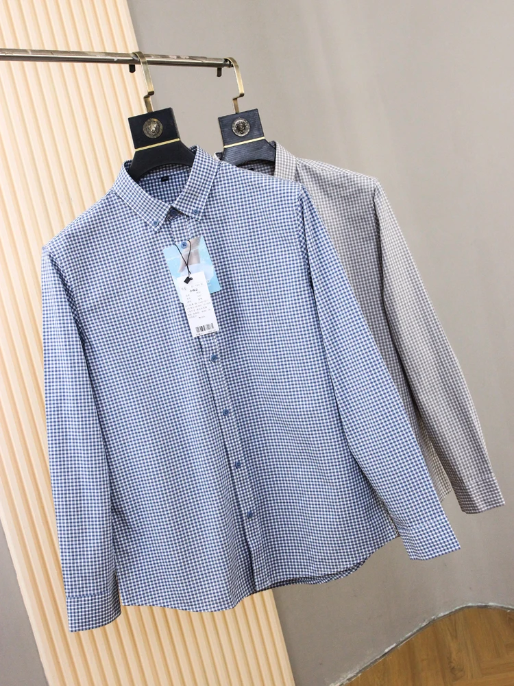 Comfortable Men's Plaid Shirt Long Sleeve Casual Business Style Neck Button Design Breathable Cotton Material Versatile N819
Comfortable Men's Plaid Shirt Long Sleeve Casual Business Style Neck Button Design Breathable Cotton Material Versatile N819