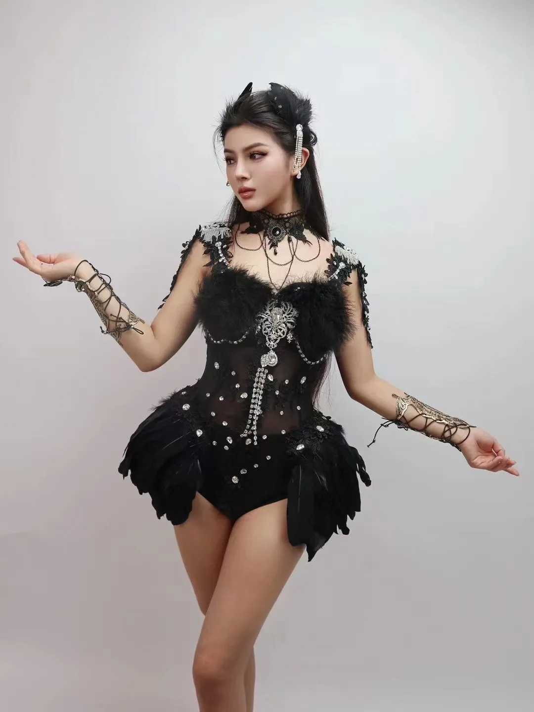 Black Feather Lace Rhinestone Bodysuit Necklace Set Sexy Luxury DJ Latin Jazz Dance Singer Bar Nightclub Prom Party Stage Outfit
Black Feather Lace Rhinestone Bodysuit Necklace Set Sexy Luxury DJ Latin Jazz Dance Singer Bar Nightclub Prom Party Stage Outfit